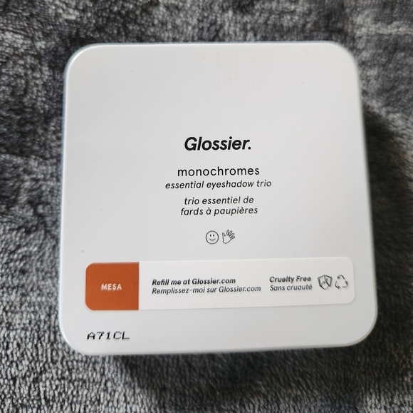 Glossier Monochromes in Shade Mesa - Picture 4 of 4